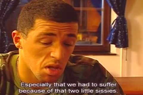 Thee Army dudes receive Hungry For Some 10-Pounder engulfing