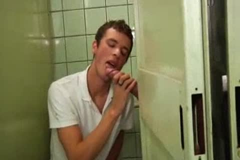 Sports men Gloryhole pleasure