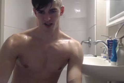 two nice-looking Bi twinks Have enjoyment And Have together A stunning Shower