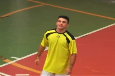 This Is How almost any Hunks Relish To Work Pork Out