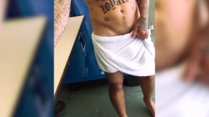 males In Public 32 - Laundromat - ass Love