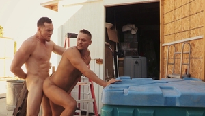 HotHouse.com - Tight playing with huge balls stud