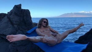 AlternaDudes - Thick pounded by balls daddy