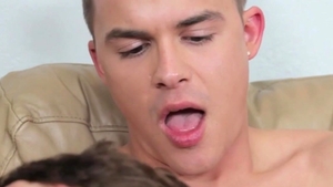 GayRoom: Hunter Page finds pleasure in hard slamming