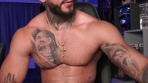 Muscled latino pornstar fetish masturbating scene