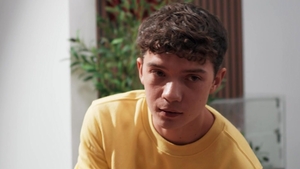 Men: Sam Licks His Way to a Big Surprise
