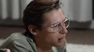 Men: From gaming to gay sex with a single kiss