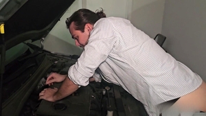 AmateurGayPOV: Friendship Fueled by Oil Changes