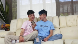 Dyed Twink Takes a Facial from Jones